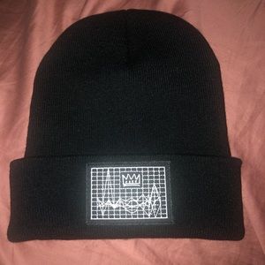 Charlesthefirst beanie 🌿